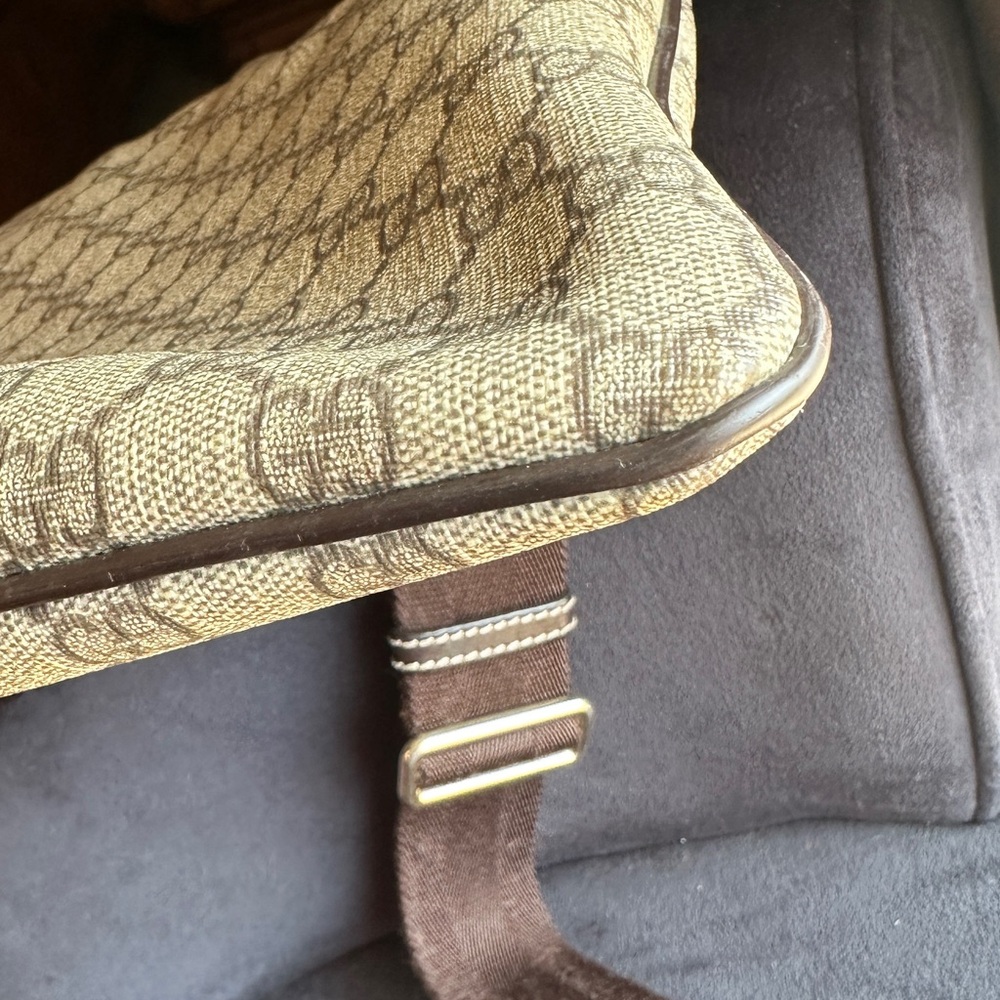 Gucci Beige and Brown Monogram Canvas - Picture 8 of 13